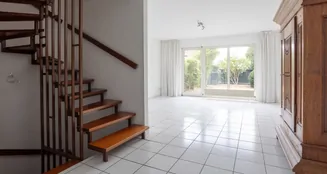 von_poll_real_estate_property_25001071_image_1