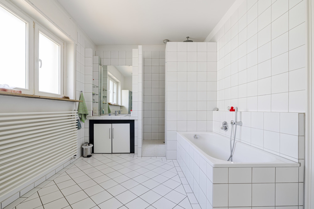 Badezimmer Ansicht I / OG