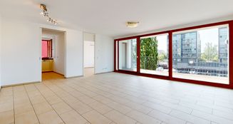 von_poll_real_estate_property_25001156_image_1