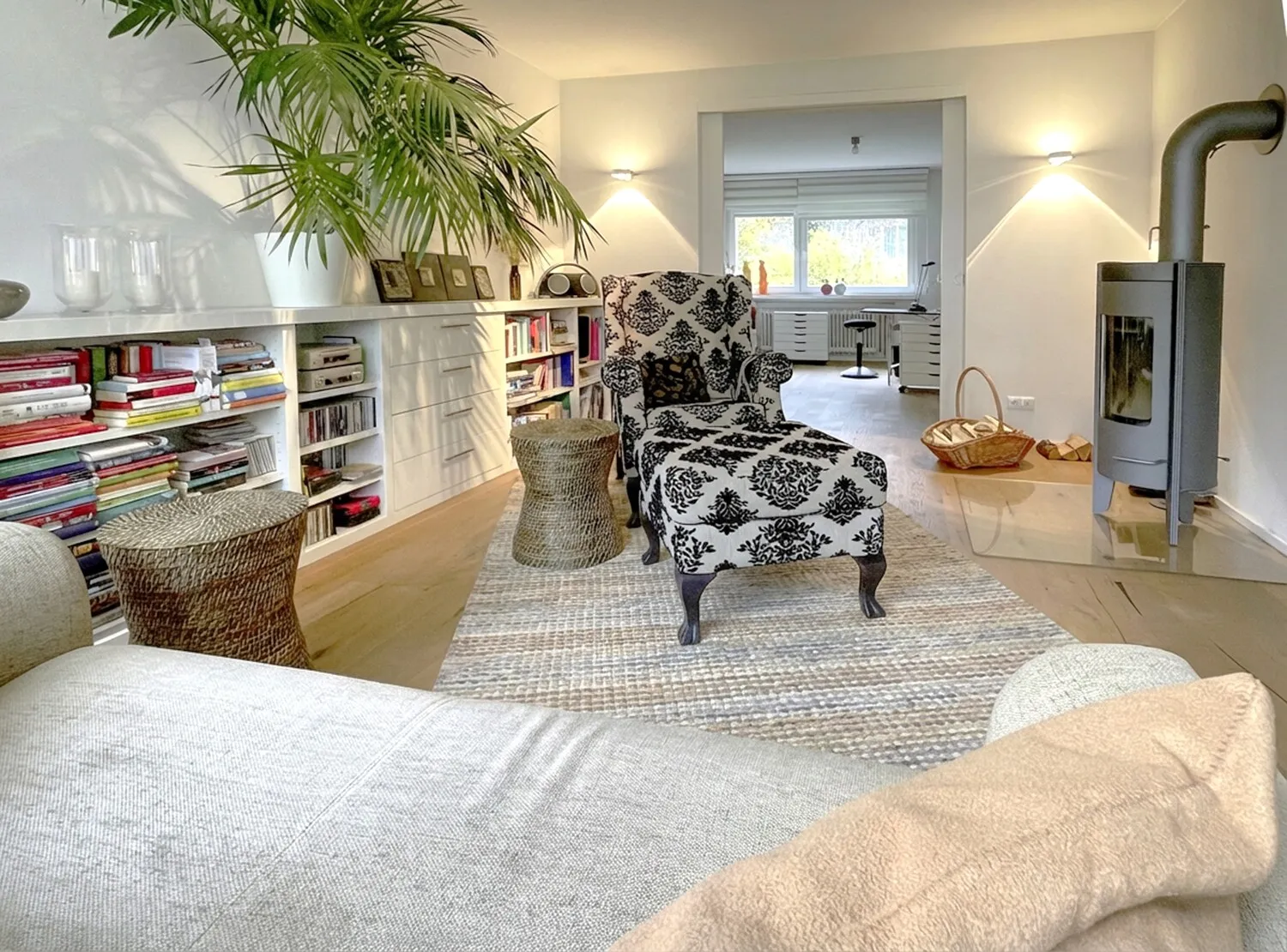 Wohn-/ Essbereich Ansicht II