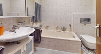 von_poll_real_estate_property_25001160_image_7
