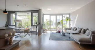 von_poll_real_estate_property_25001157_image_0