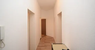 von_poll_real_estate_property_25001251_image_2