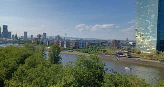 von_poll_real_estate_property_25001205_image_18