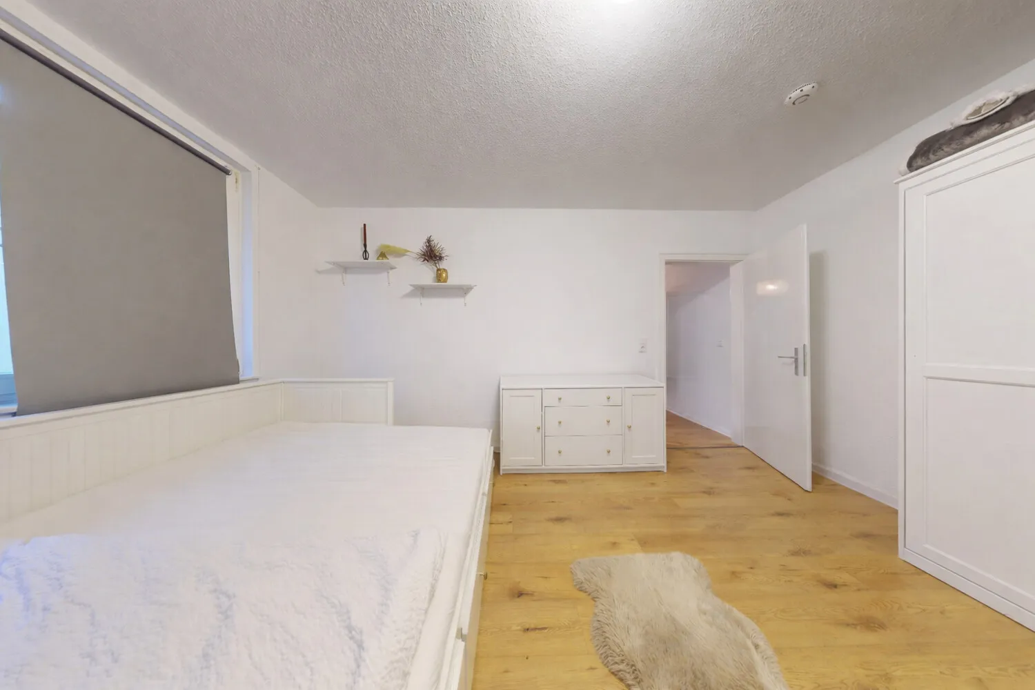 Schlafzimmer Ansicht II