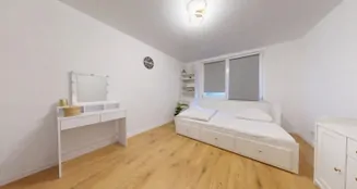 von_poll_real_estate_property_26001035_image_2