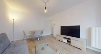 von_poll_real_estate_property_26001036_image_0