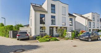 von_poll_real_estate_property_25390012_image_1