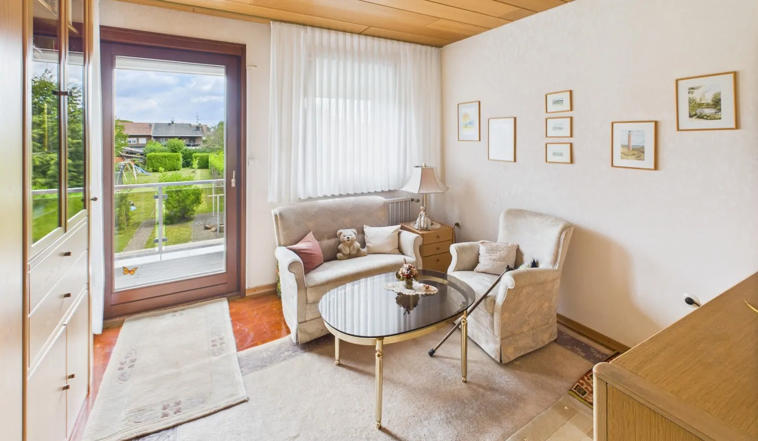 Schlafzimmer mit Balkon