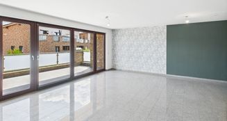 von_poll_real_estate_property_25456022_image_2
