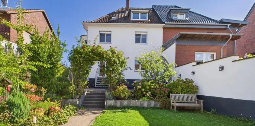 von Poll Immobilien GmbH