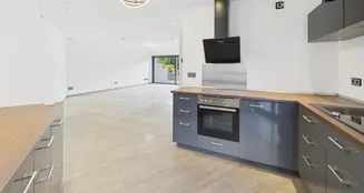 von_poll_real_estate_property_25456042_image_8