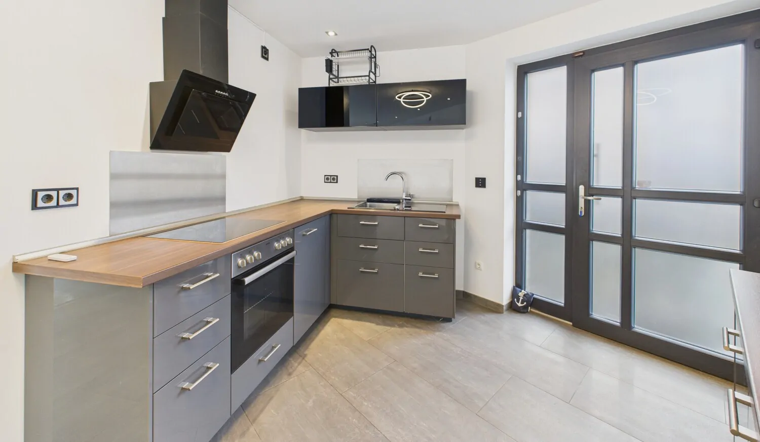 Küche (optional verlegen) EG