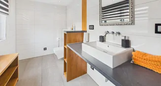 von_poll_real_estate_property_25456042_image_11