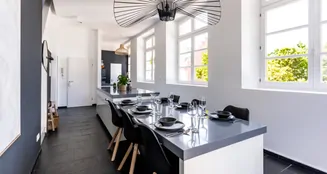 von_poll_real_estate_property_25456032d_image_1