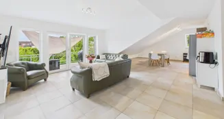 von_poll_real_estate_property_25456035d2_image_1