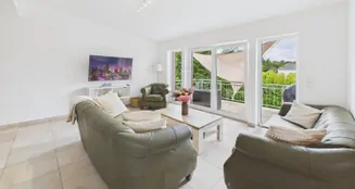 von_poll_real_estate_property_25456035d2_image_2