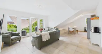 von_poll_real_estate_property_25456035d2_image_0