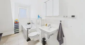 von_poll_real_estate_property_25456035d2_image_5