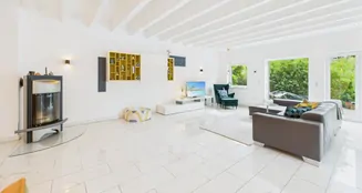 von_poll_real_estate_property_25456036d_image_2