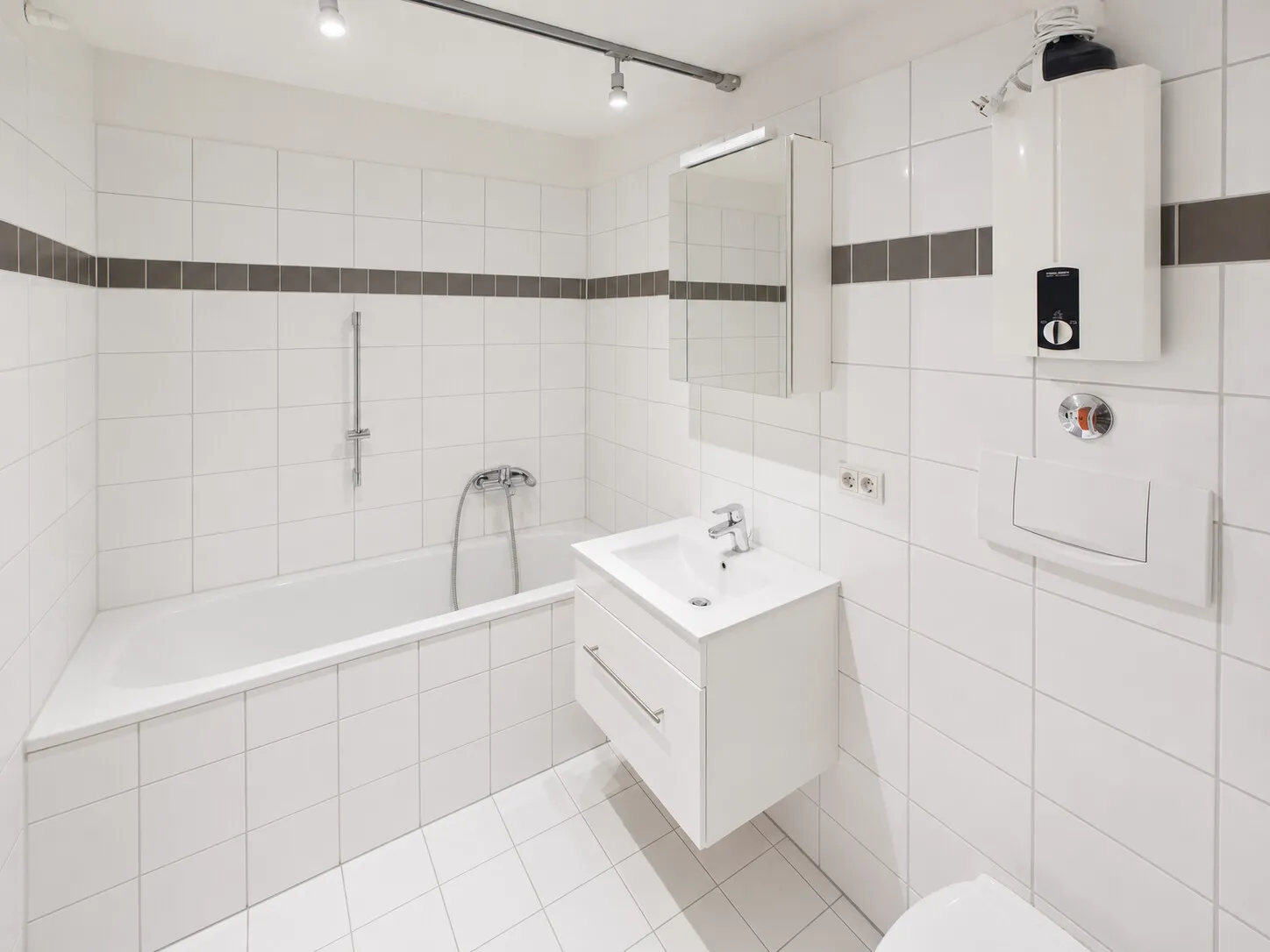 Badezimmer mit Badewanne