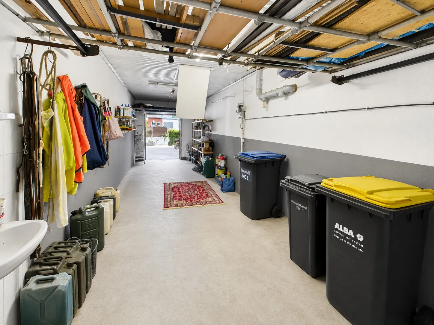 Garage