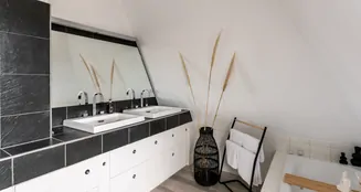 von_poll_real_estate_property_25456032_image_7