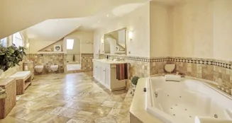 von_poll_real_estate_property_24400018_image_18