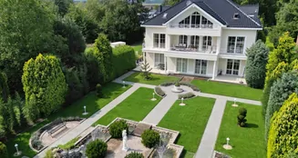 von_poll_real_estate_property_24400018_image_0