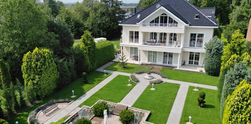 von Poll Immobilien GmbH