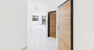 von_poll_real_estate_property_25456012_image_7