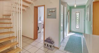 von_poll_real_estate_property_25400002_image_2