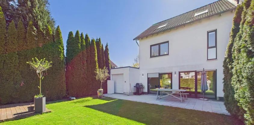 von Poll Immobilien GmbH