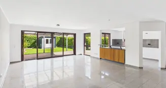 von_poll_real_estate_property_25456010_image_2