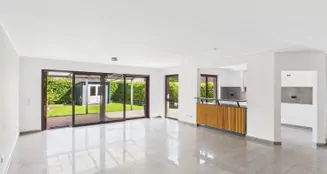 von_poll_real_estate_property_25456010_image_2