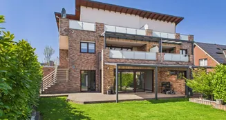 von_poll_real_estate_property_25456010_image_0