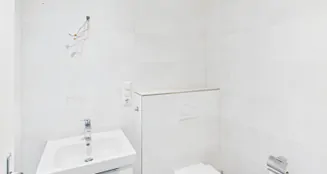 von_poll_real_estate_property_25456010_image_8