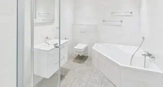 von_poll_real_estate_property_25456010_image_7