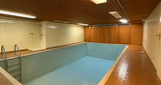 von_poll_real_estate_property_25001268_image_17