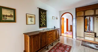 von_poll_real_estate_property_25001143_image_1