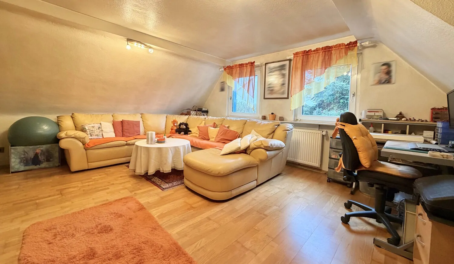 Wohnzimmer DG - Ansicht II