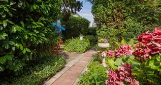 von_poll_real_estate_property_24001179_image_0
