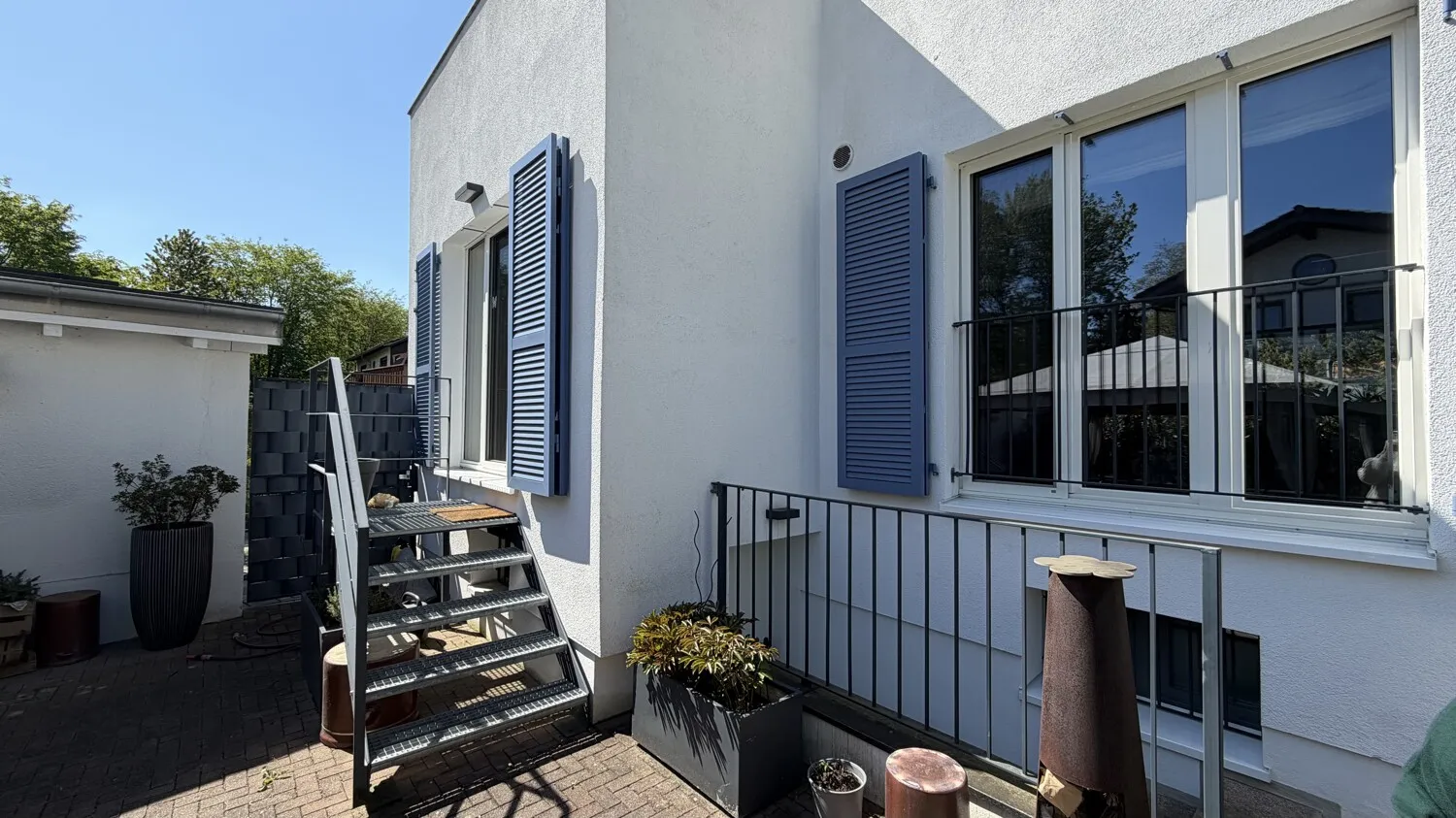 Haus Außenansicht Hinten