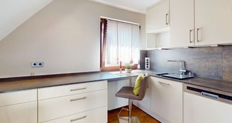 von_poll_real_estate_property_24001169_image_1