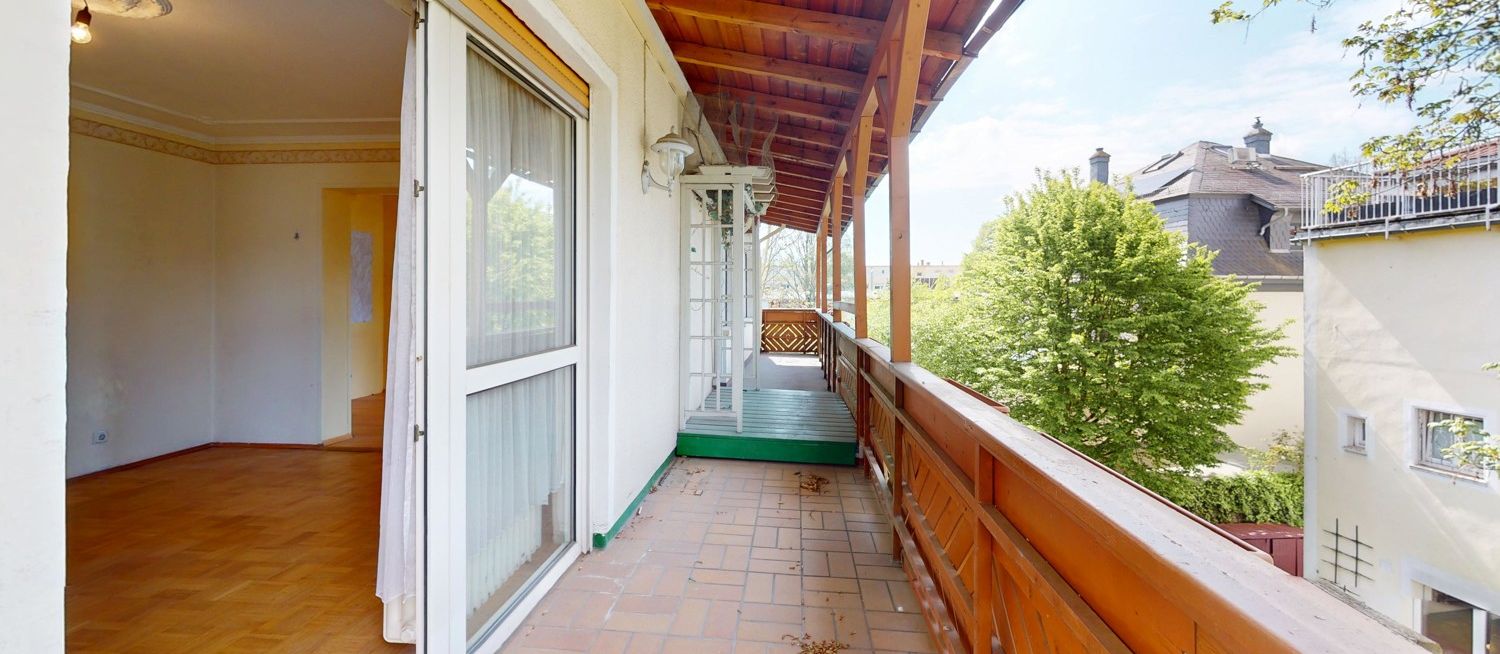 Balkon II Ansicht I