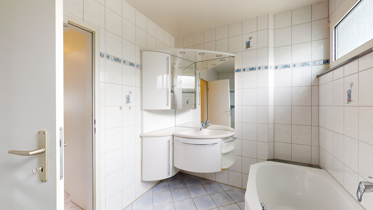 Badezimmer Ansicht I Obergeschoss