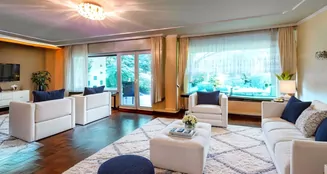 von_poll_real_estate_property_25001152_image_2