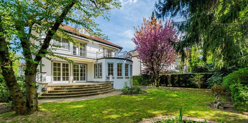 von Poll Immobilien GmbH