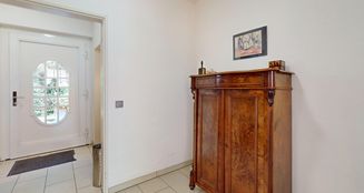 von_poll_real_estate_property_25001213_image_7