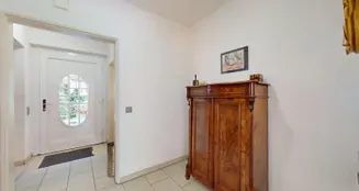 von_poll_real_estate_property_25001213_image_7